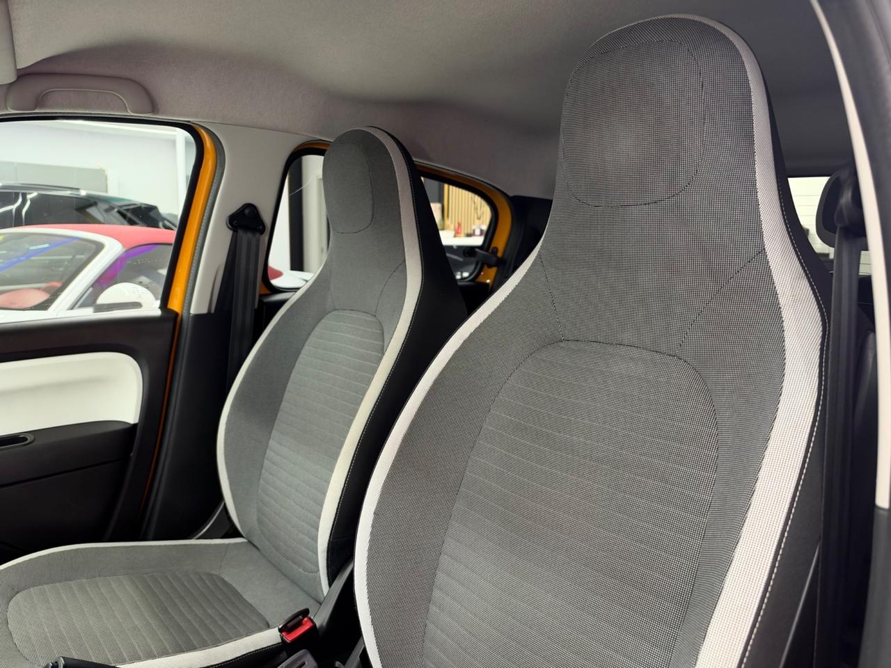 Renault Twingo SCe Intens Full Opt Car-Play