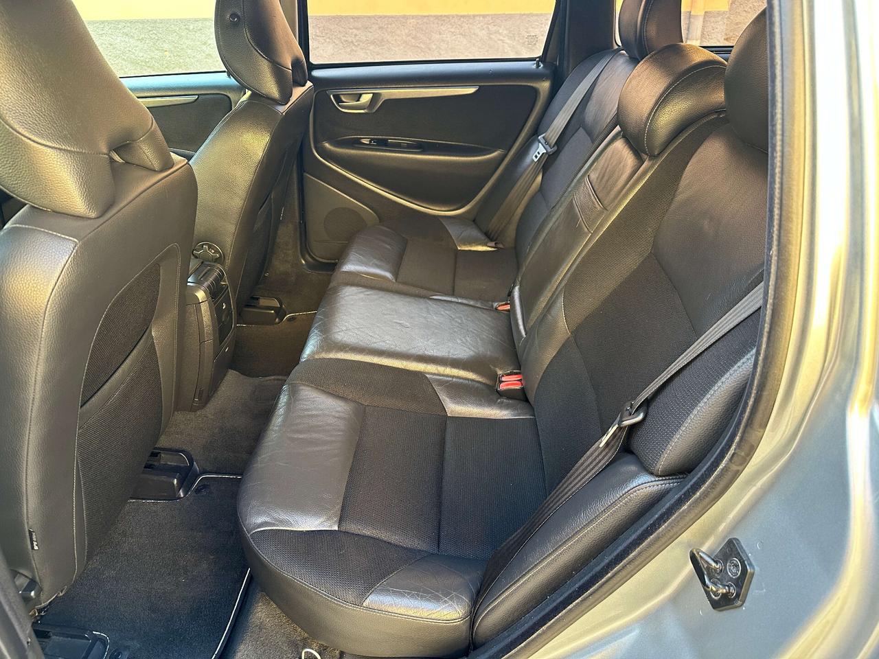Volvo V70 2.4 D5 20V (185CV) cat