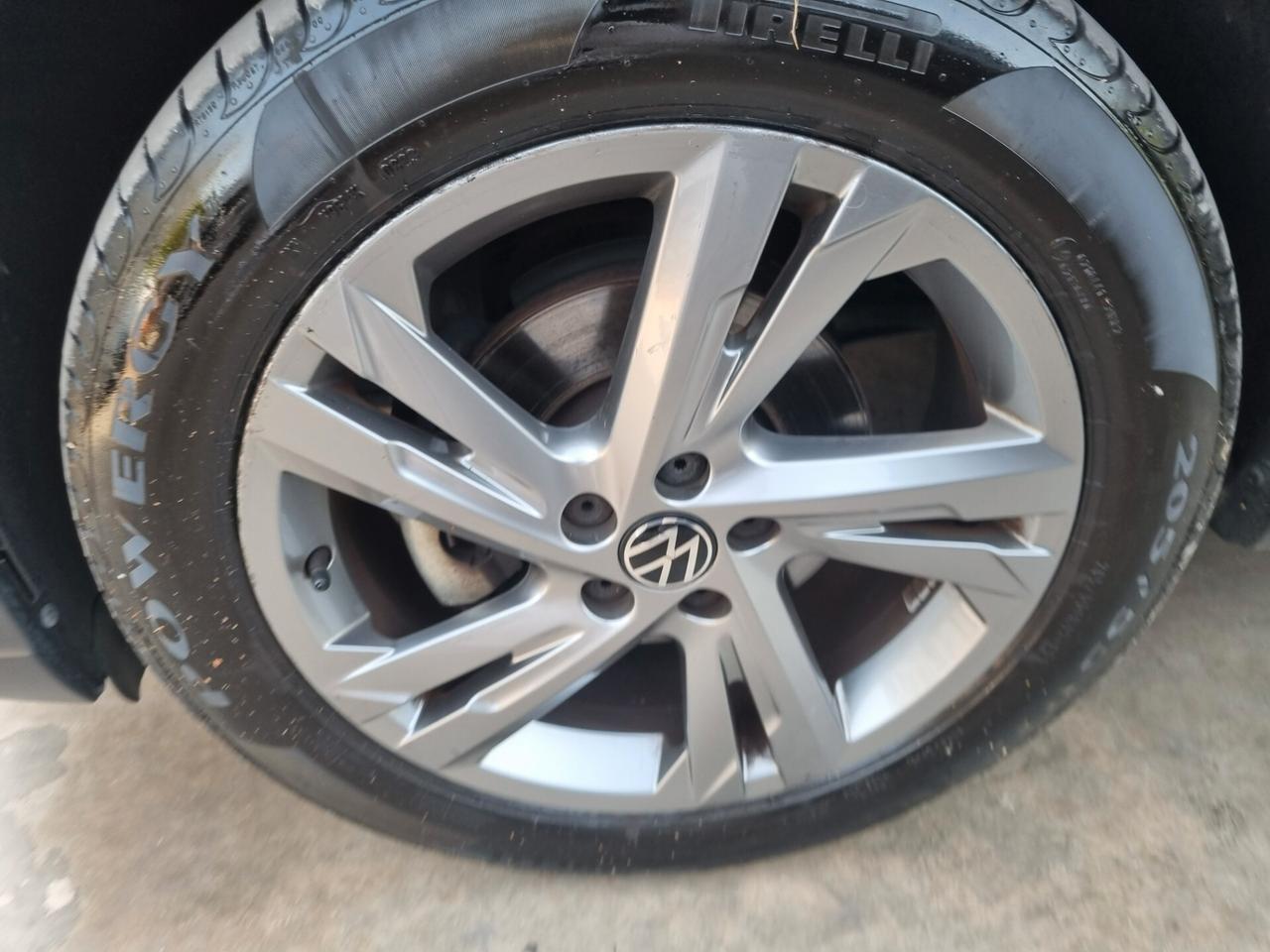 Volkswagen Taigo 1.5 TSI 150 CV DSG R-Line