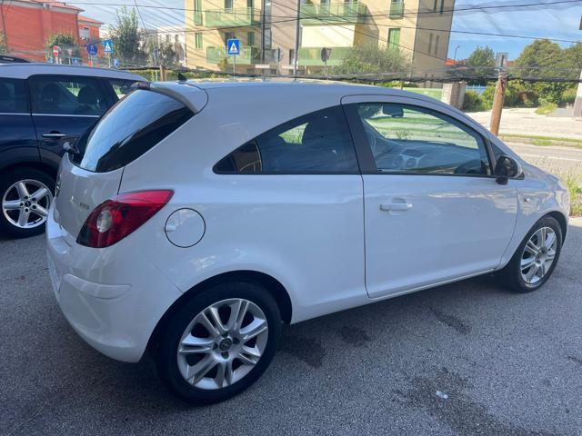 OPEL Corsa 1.2 85CV 3 porte GPL-TECH Club