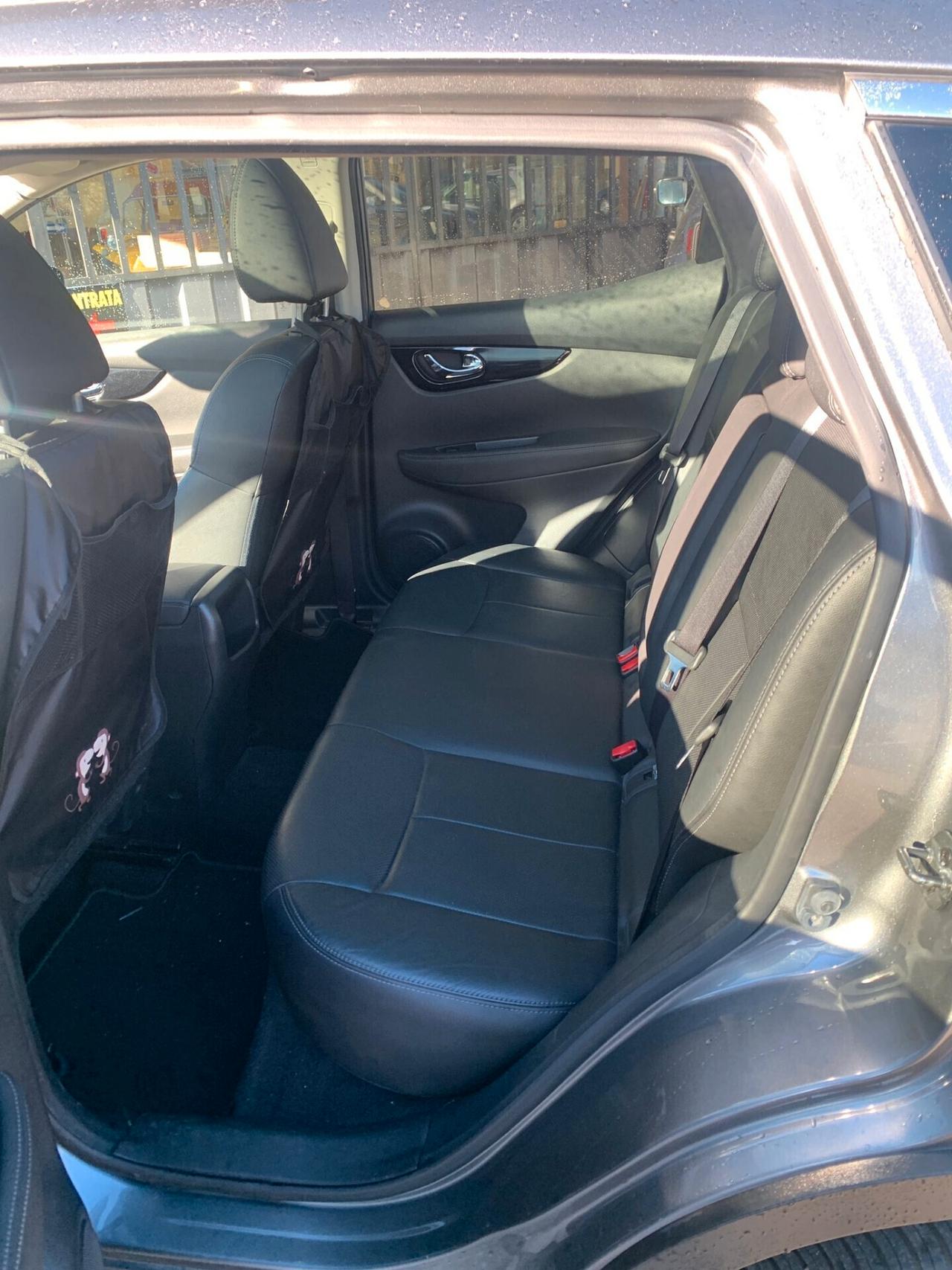 Nissan Qashqai 4x4 tdi tekna ful optional-100000 km unico proprietario-tagliandata- tetto pelle 8 cerchi lega