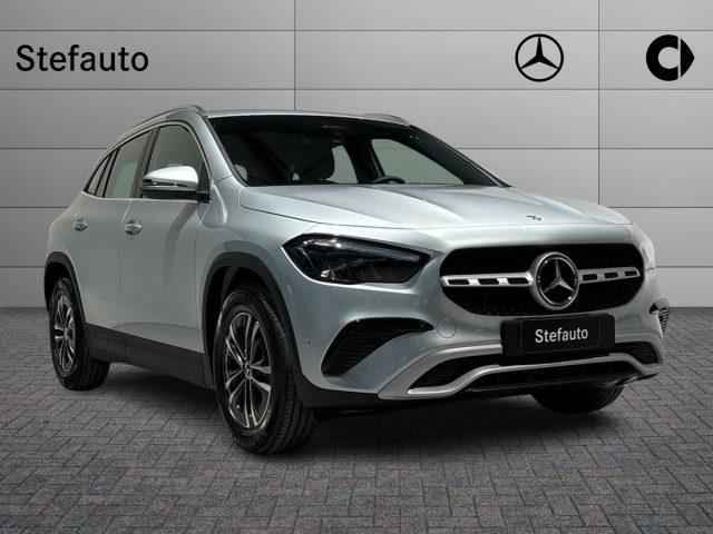 MERCEDES-BENZ GLA 180 d Automatic Advanced