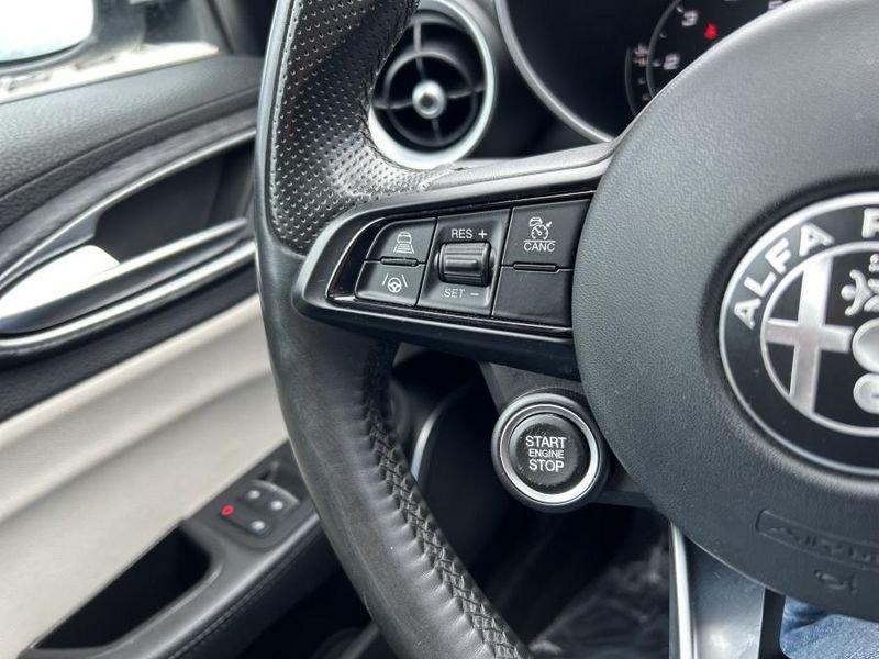 Alfa Romeo Giulia 2.2 160cv AT8 Super Business TETTO APRIBILE+PELLE