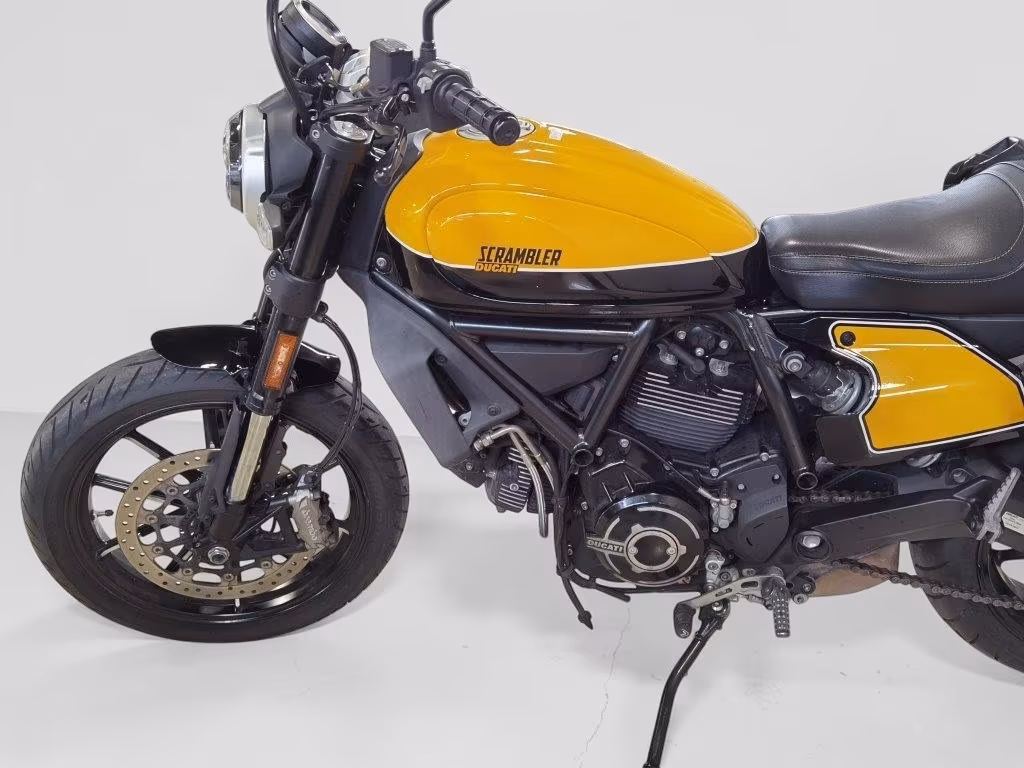 Ducati Scrambler FULL THROTTLE