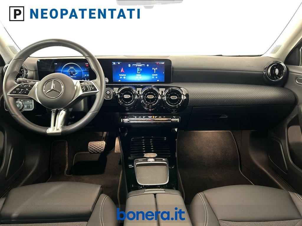 Mercedes Classe A 180 180 D Advanced 8G-DCT