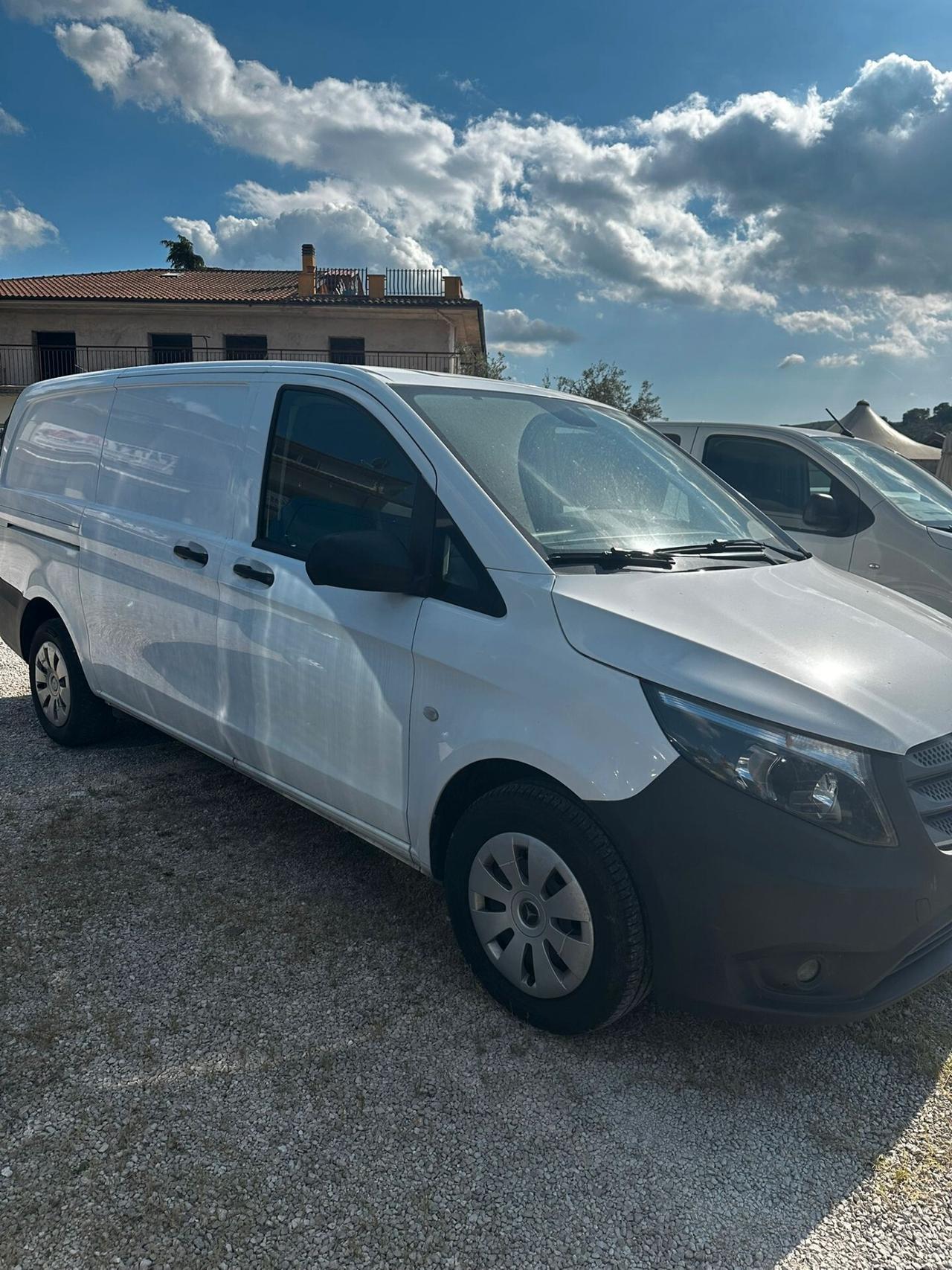 Mercedes - Benz Vito 2.2
