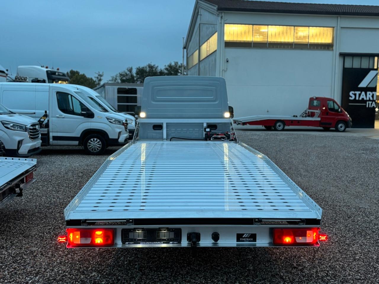 CARROATTREZZI Patente B EURO 6 SUPERCAR