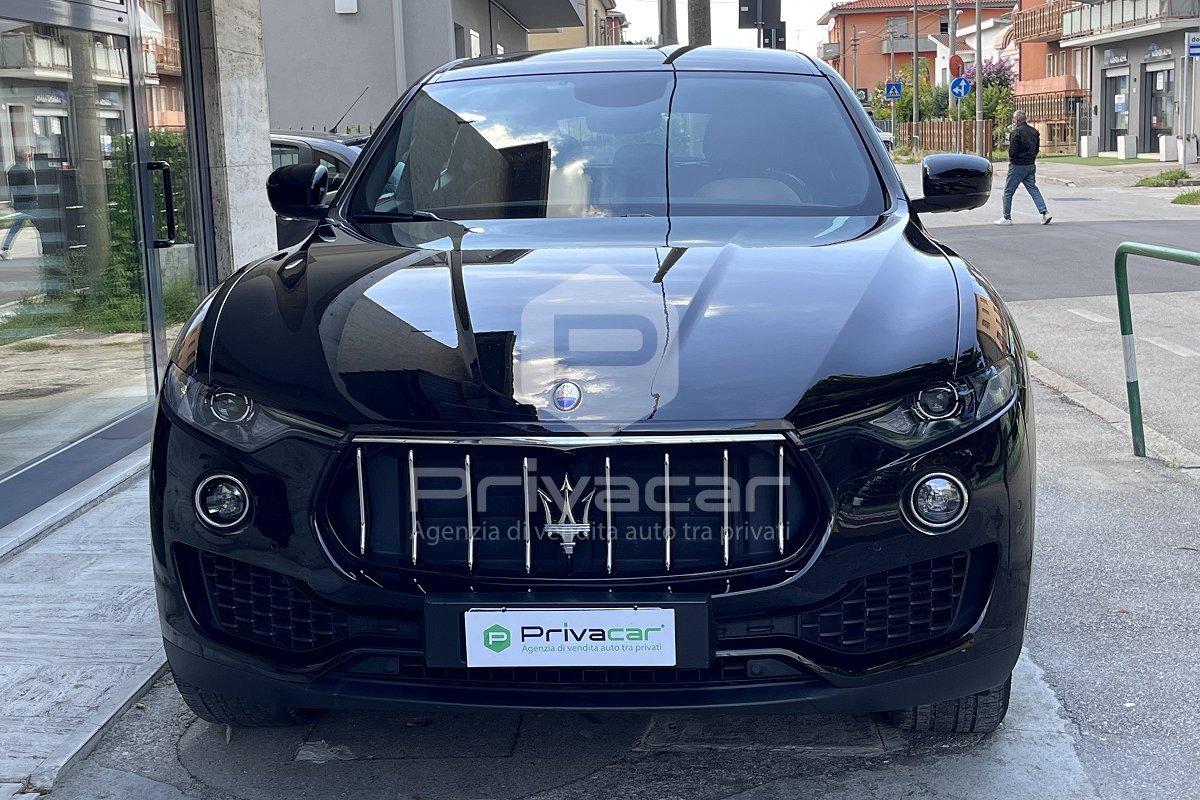 MASERATI Levante V6 Diesel 275 CV AWD