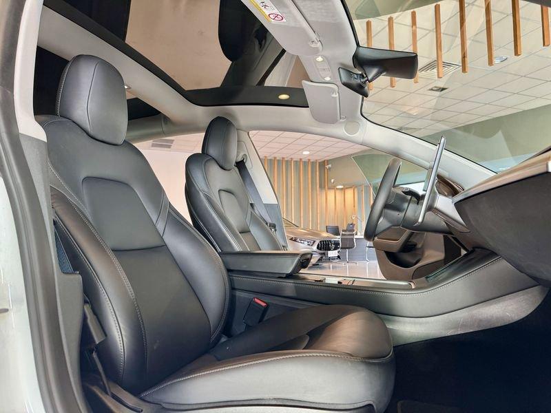 Tesla Model 3 Model 3 RWD