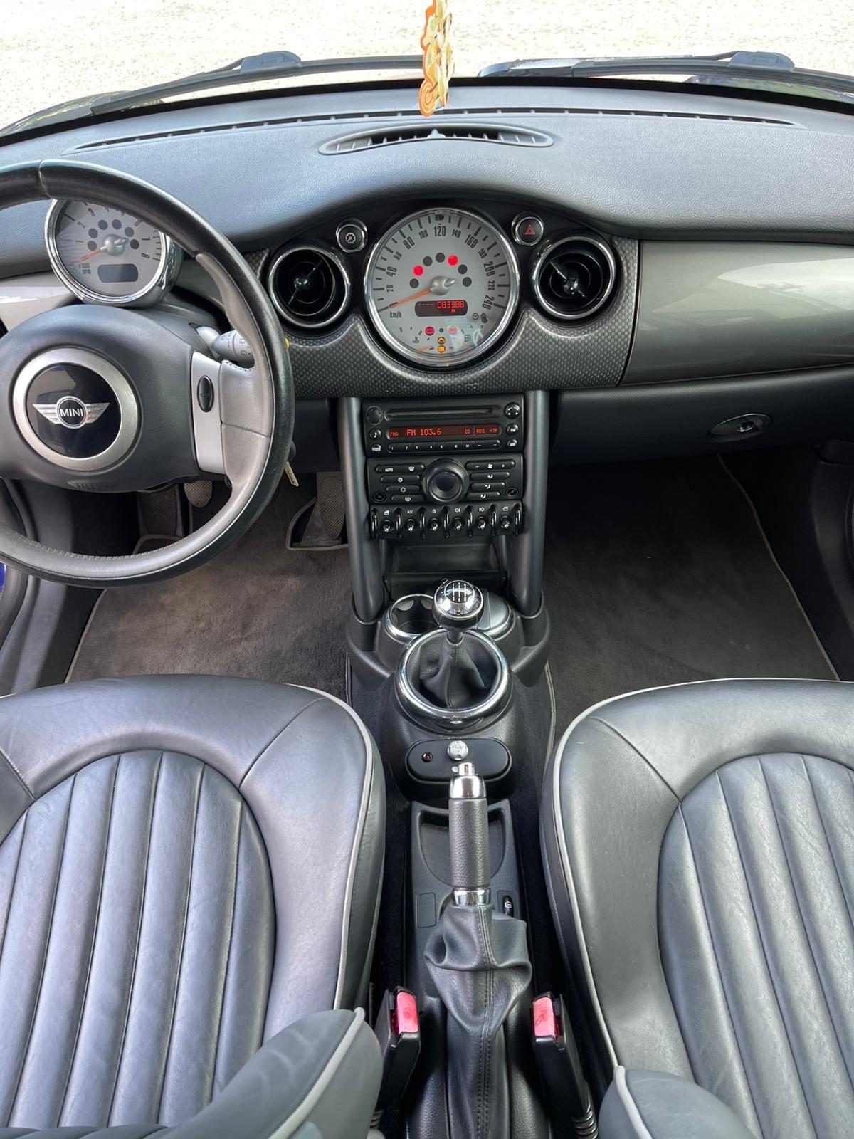 MINI COOPER 1.6 -BENZINA-80000Km-NEOPATENTATI