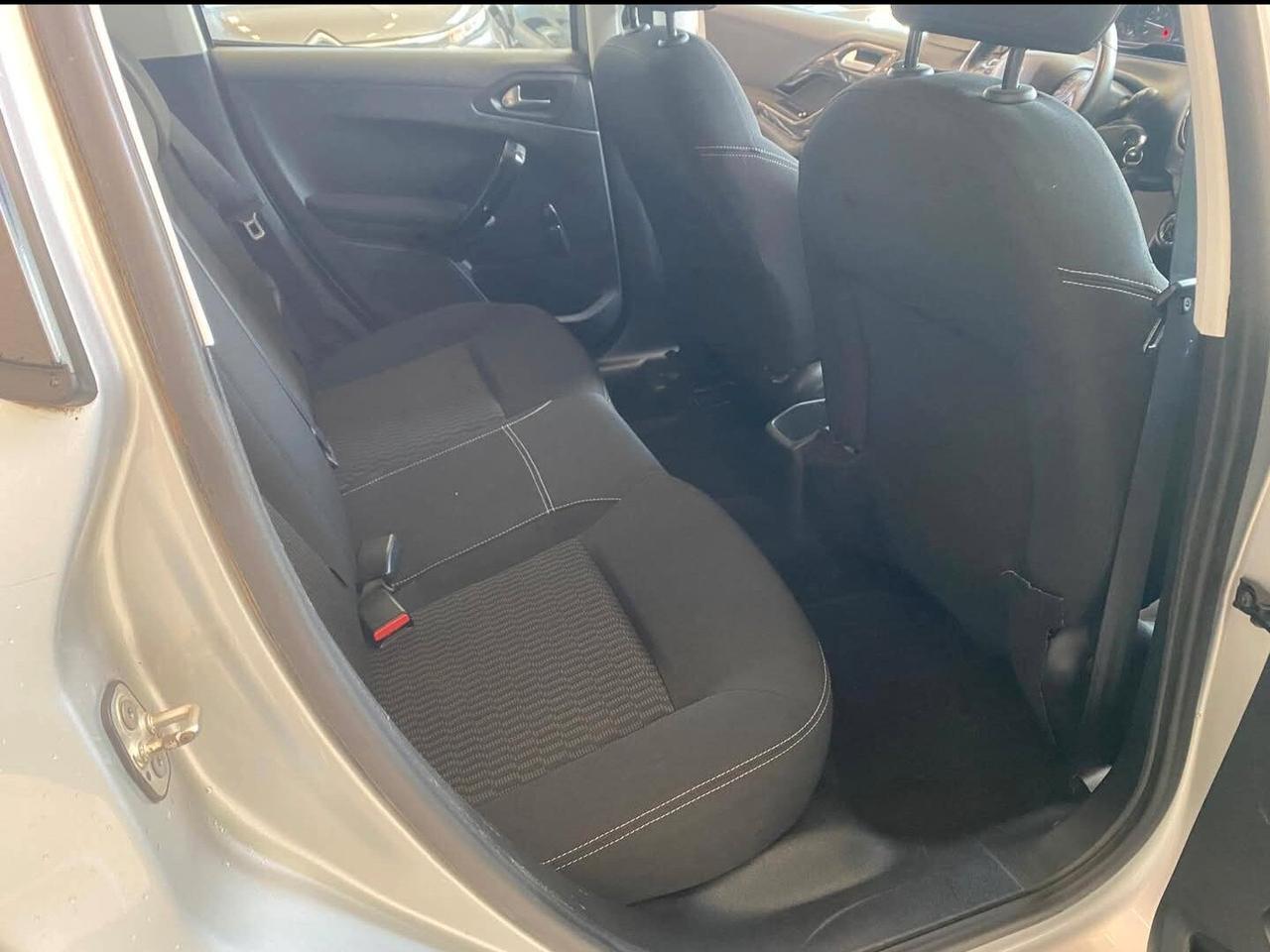 Peugeot 208 BlueHDi 75 S&S 5 porte Active