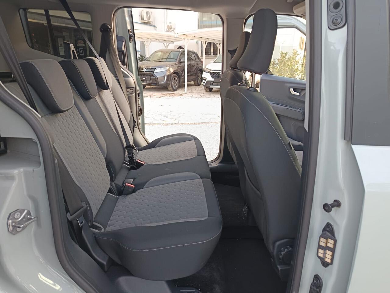 Ford Tourneo Courier 1.0 Titanium Tua a 279€/mese