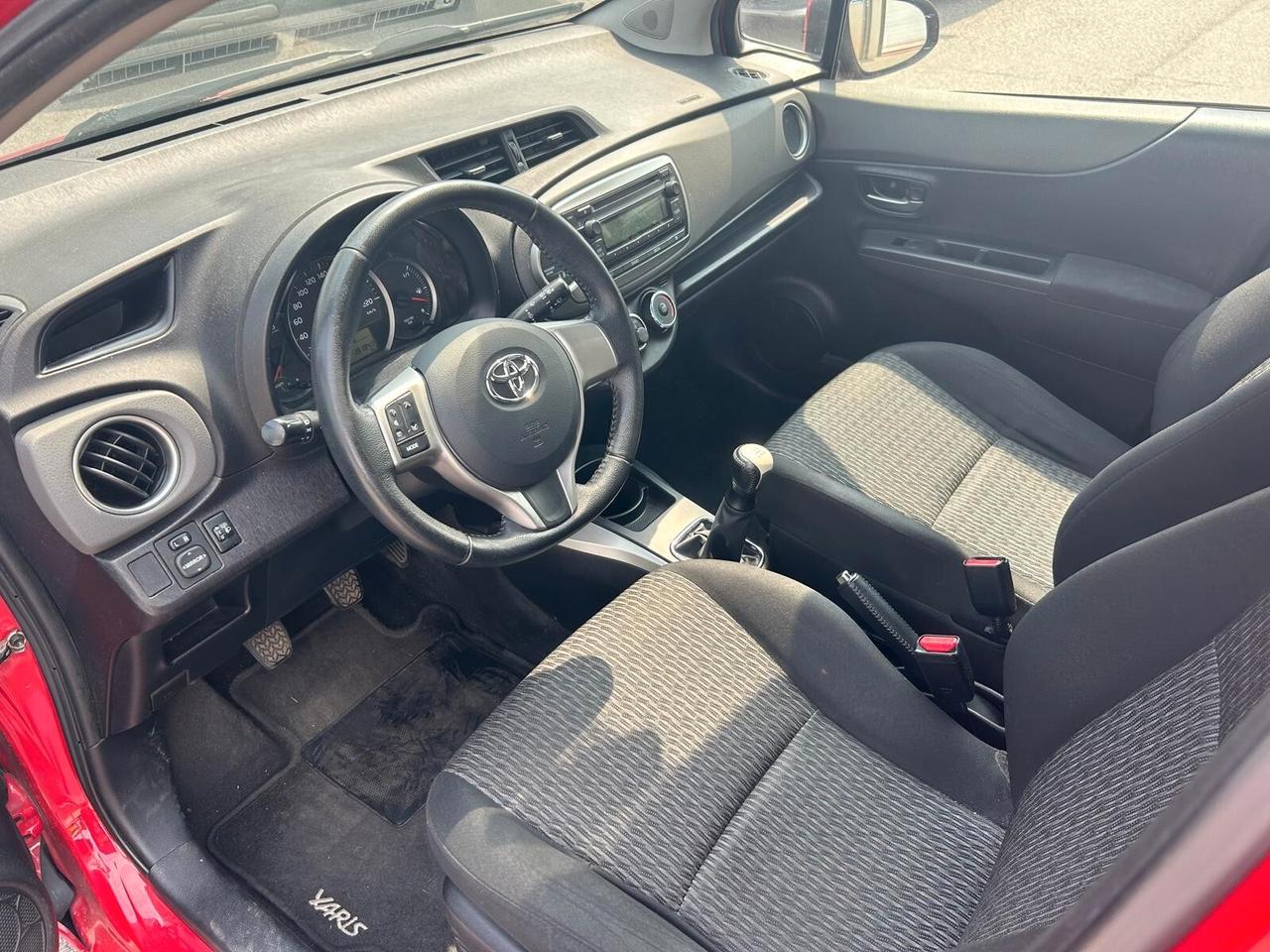 Toyota Yaris 1.0 5 porte NEOPATENTATI OK