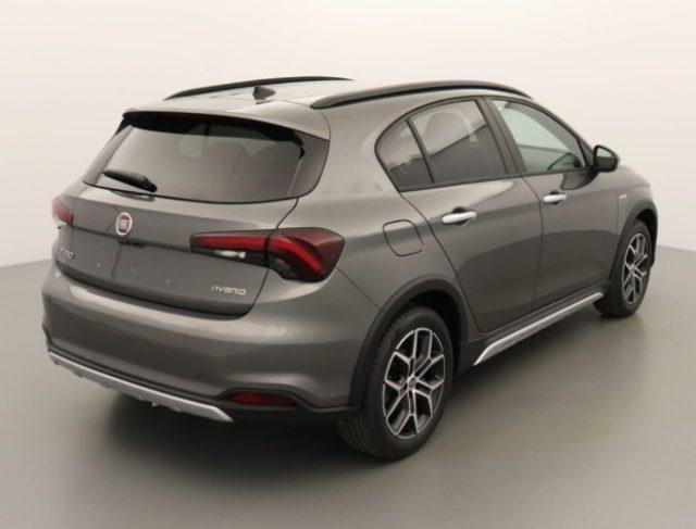 FIAT Tipo 1.5 Hybrid DCT 5 porte Cross
