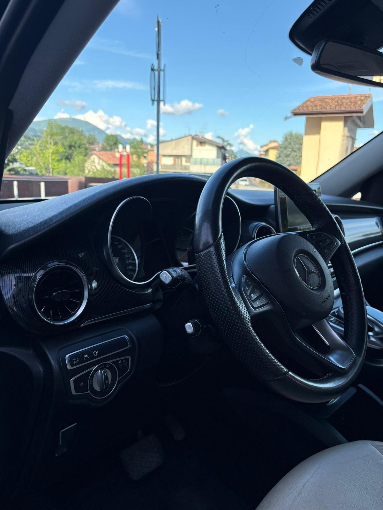 Mercedes-benz V 220 d Automatic 4Matic Executive Long