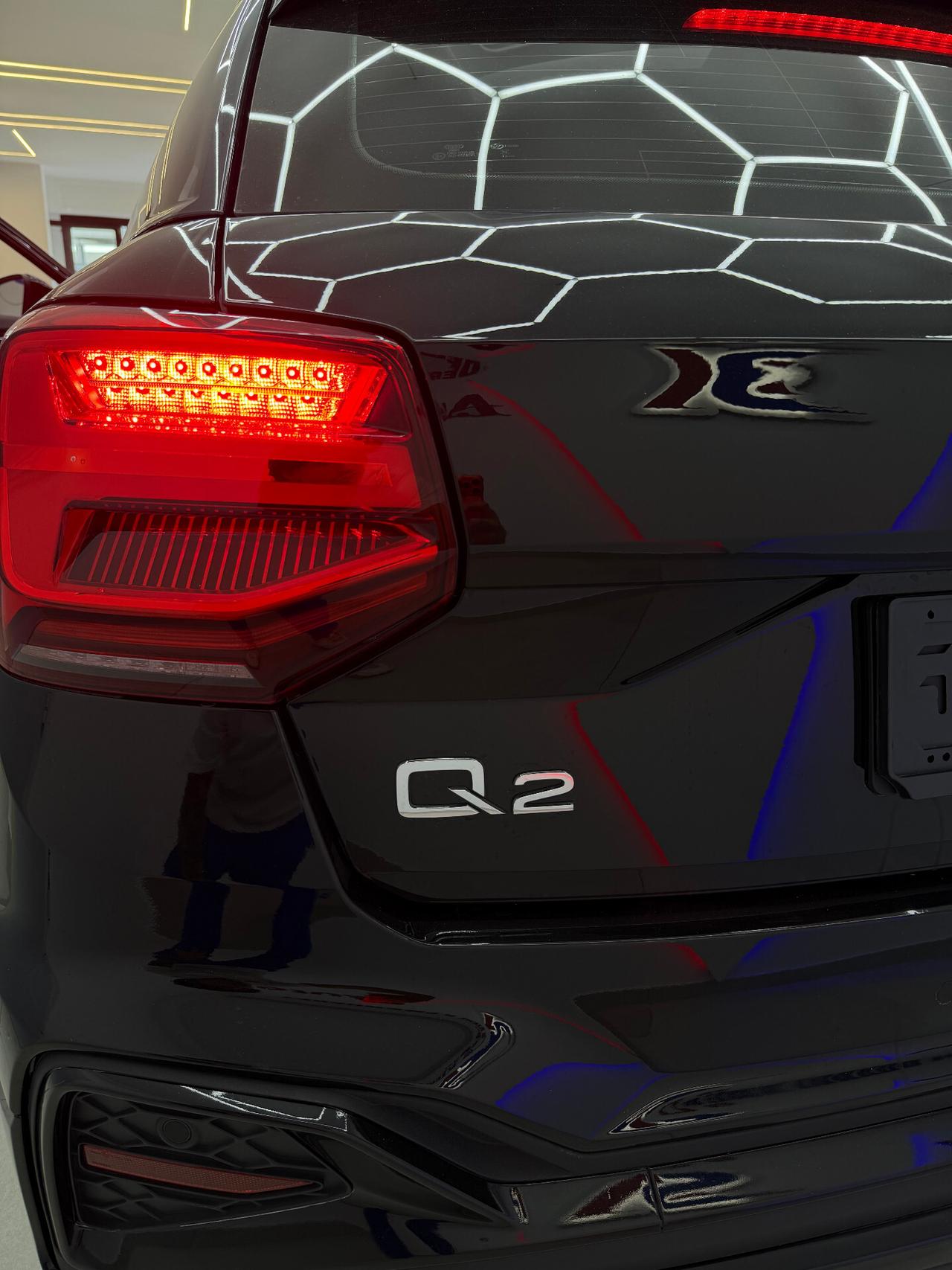 Audi Q2 35 TDI S tronic line Edition