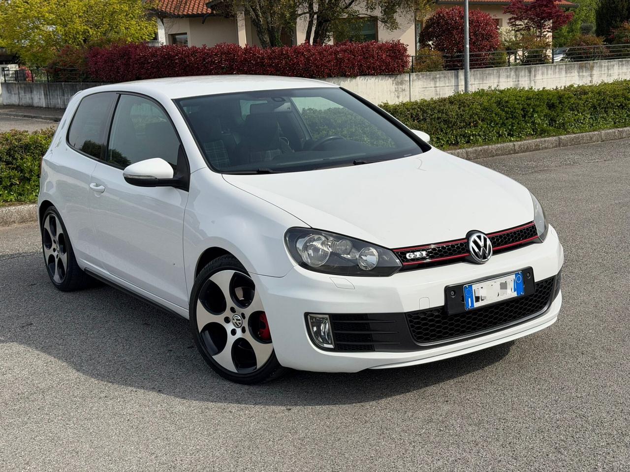 Volkswagen Golf GTI 2.0 TSI 3p.