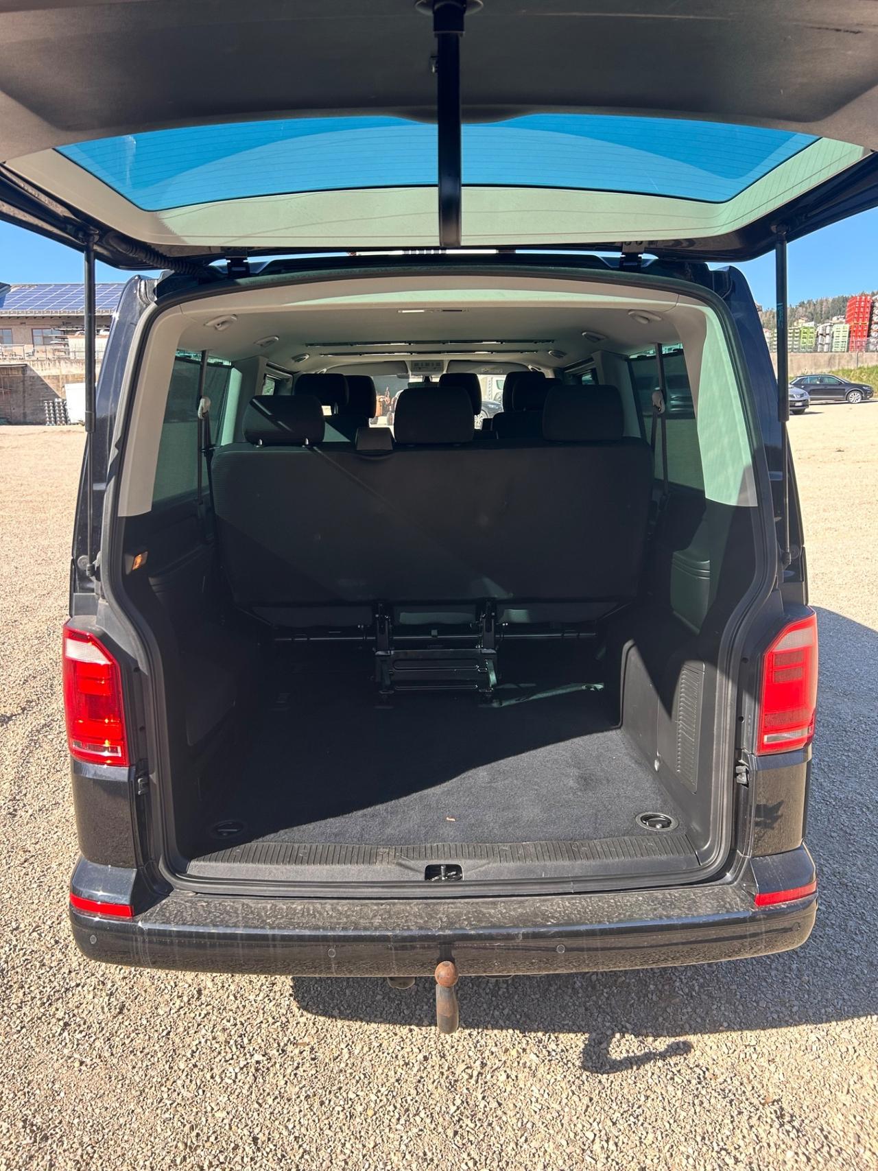 Volkswagen Caravelle 2.0 TDI 150CV DSG 4 Motion PL Comfortline