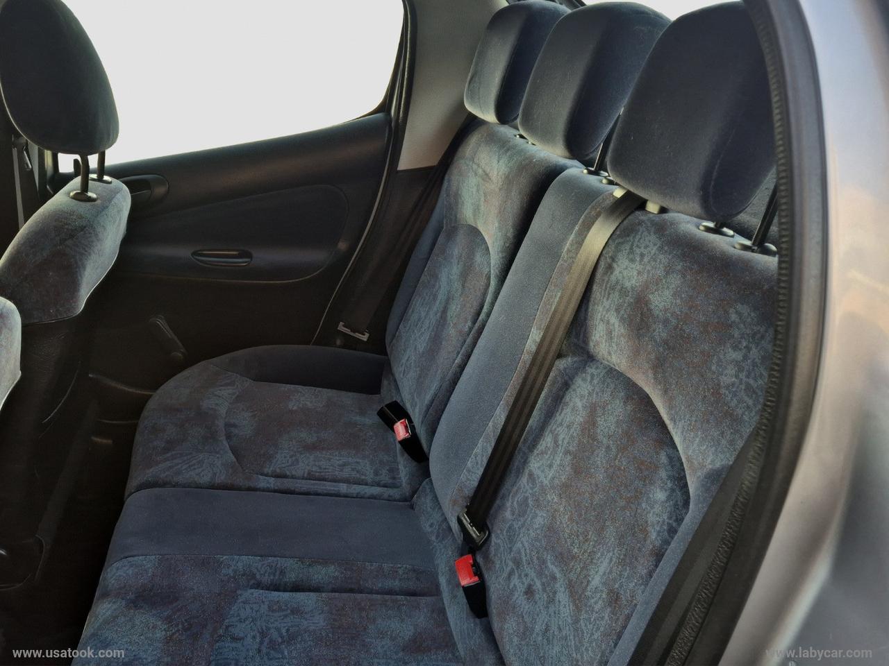 PEUGEOT 206 1.4 5p. ADATTA ANCHE A NEOPATENTATI