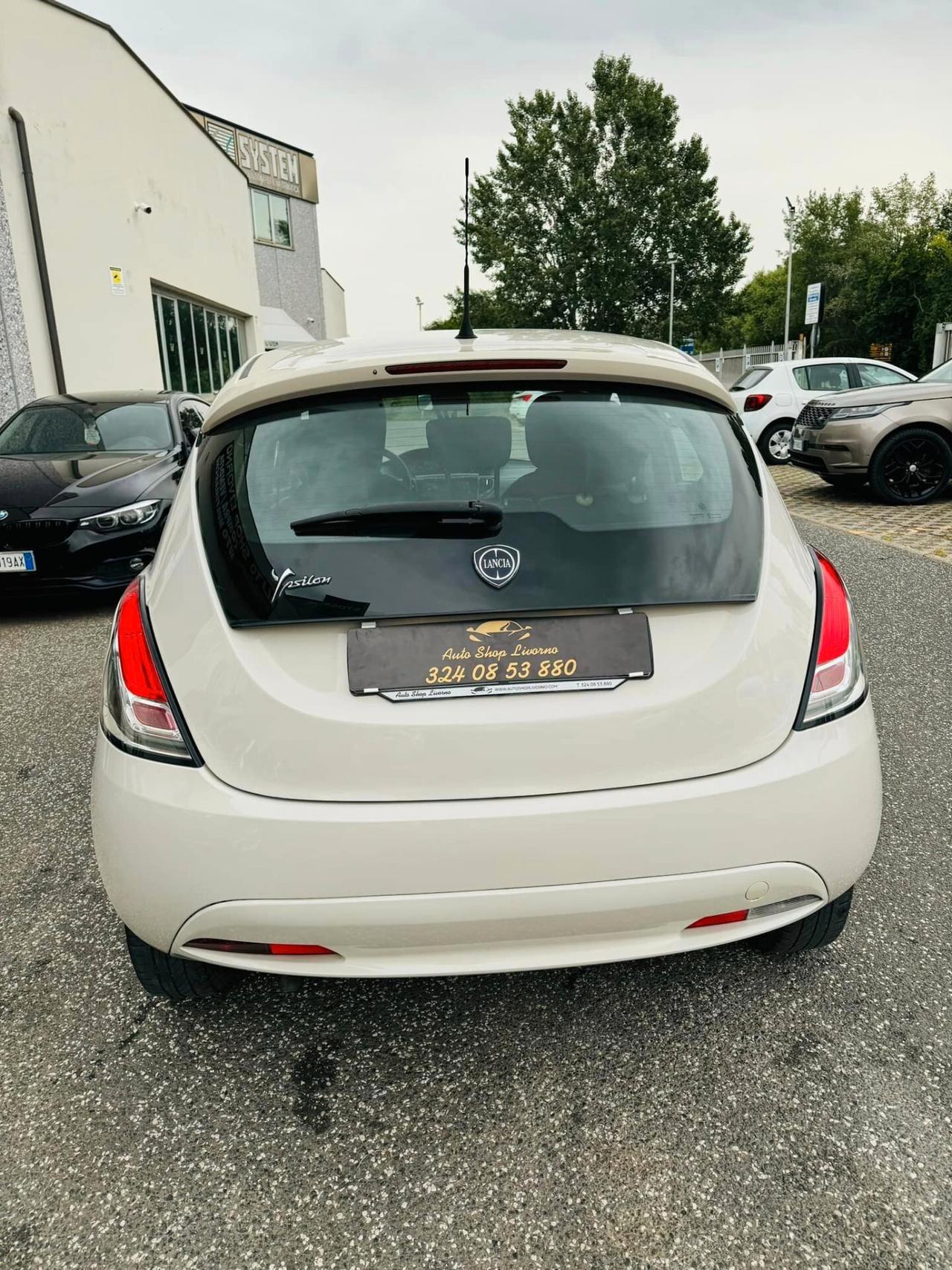 Lancia Ypsilon 1.2 69 CV 5 porte Platinum