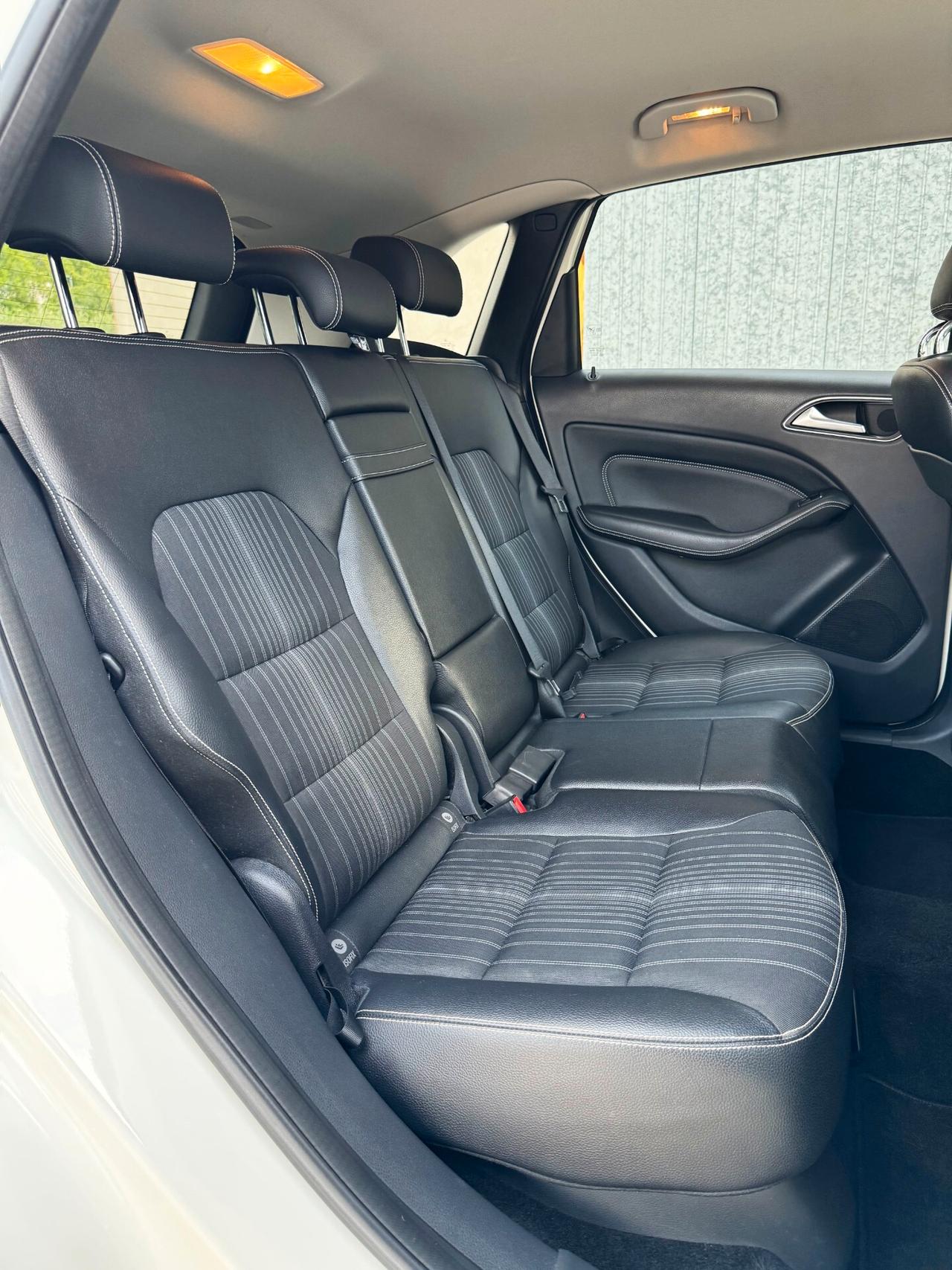 Mercedes-Benz B 200 CDI Premium 136cv | *GARANZIA