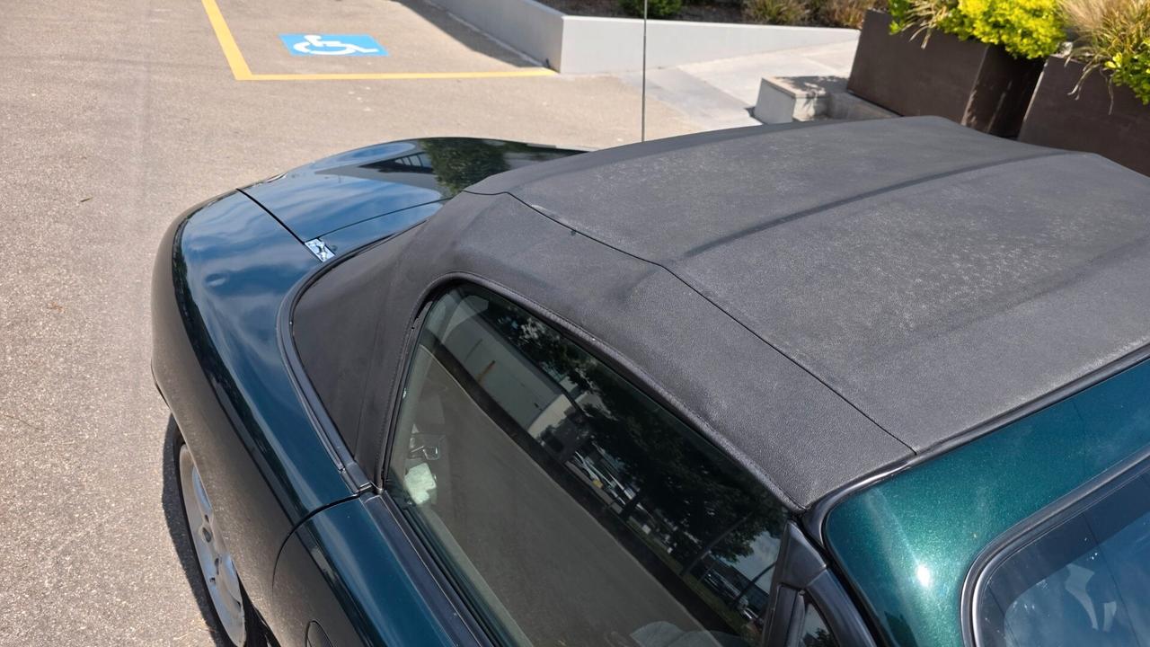 Mazda MX5 NBFL 1.6i Spider Roadster