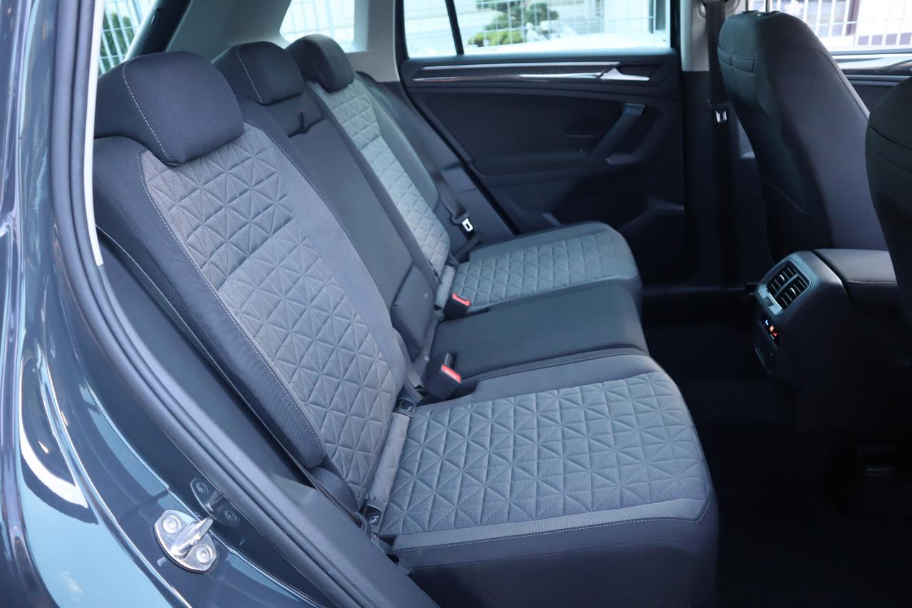 Volkswagen Tiguan 1.5 TSI LIFE ACC LED SOLO 29.000 KM!