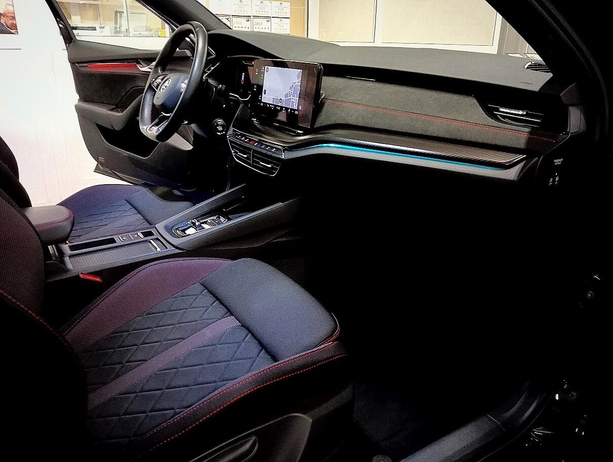 Skoda Octavia 2.0 TDI 200CV RS 4x4 PACK BLACK APP IVA ESPOSTA