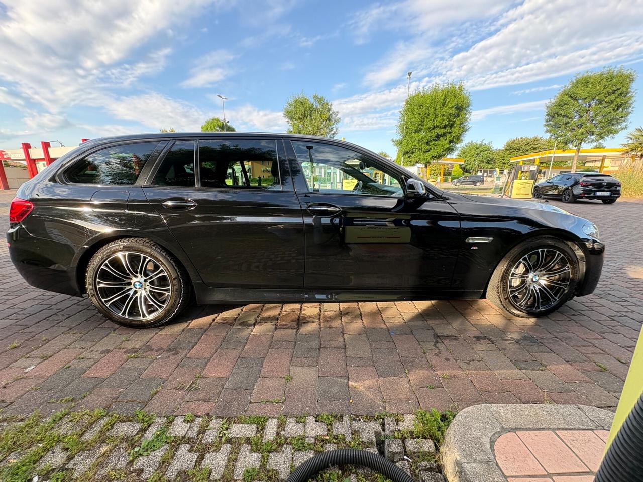 Bmw 525 525d Touring Luxury allestimento MSPORT aut.