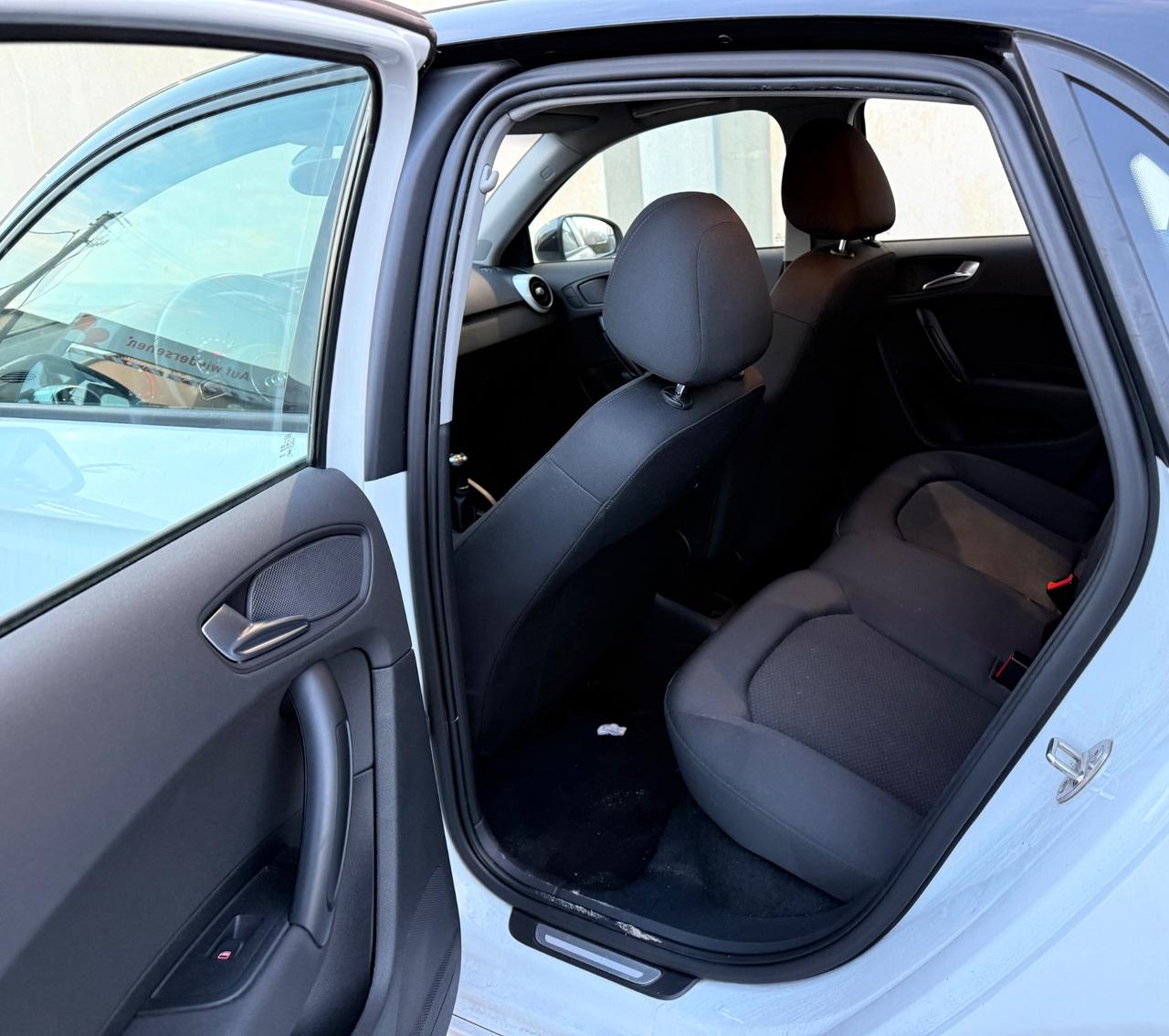 Audi A1 1.2 TFSI S line edition