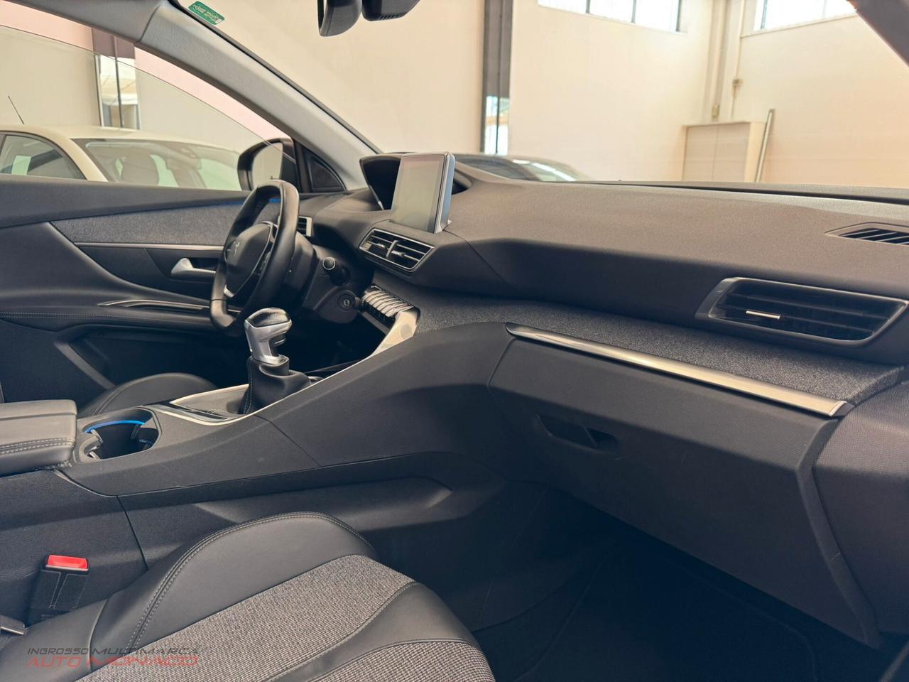 Peugeot 3008 BlueHDi 1.5 130cv Allure - 2020