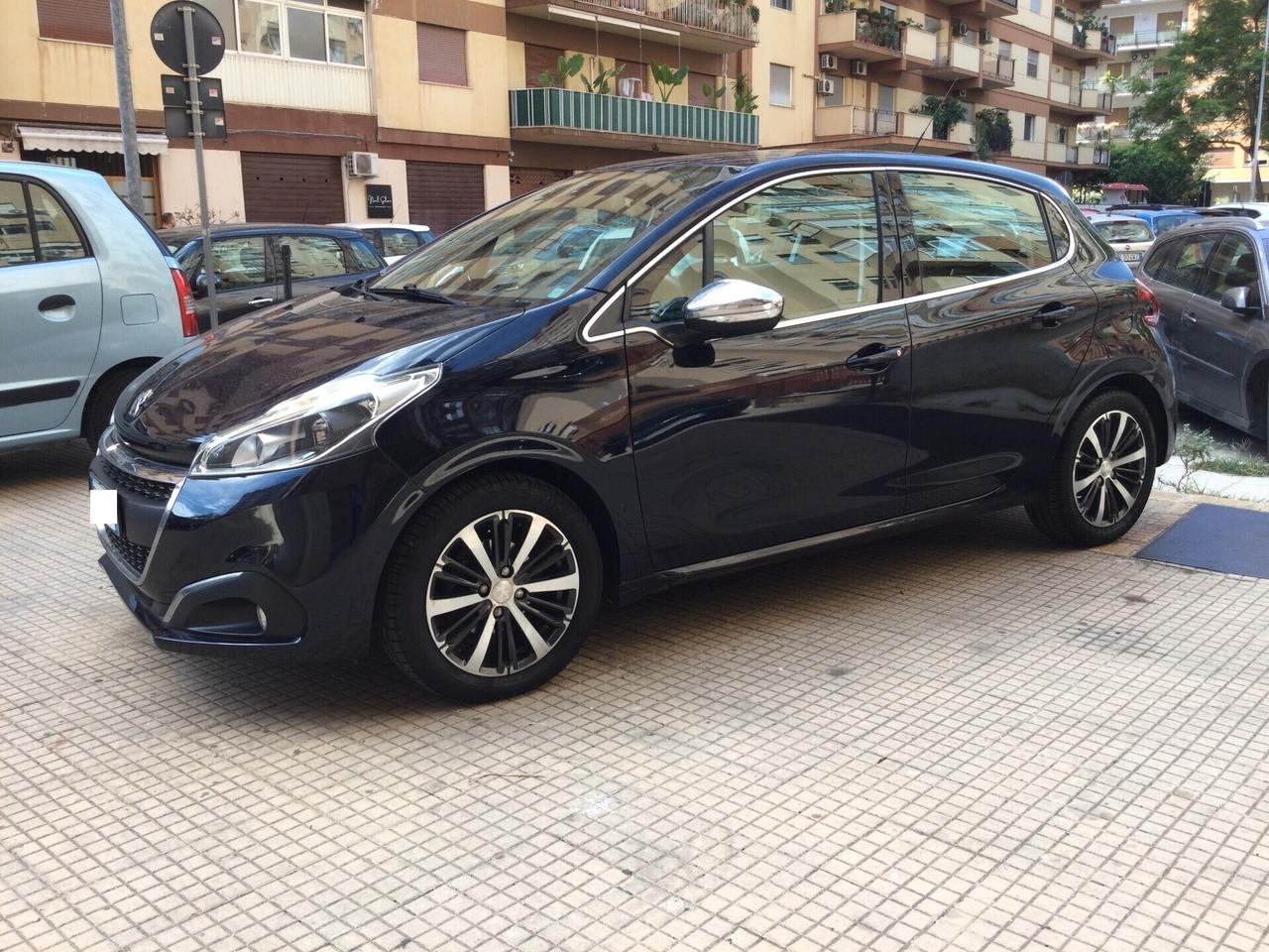 Peugeot 208 1.2 Allure 5 porte