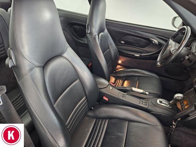 Porsche 911 Carrera 4S cat Coupé