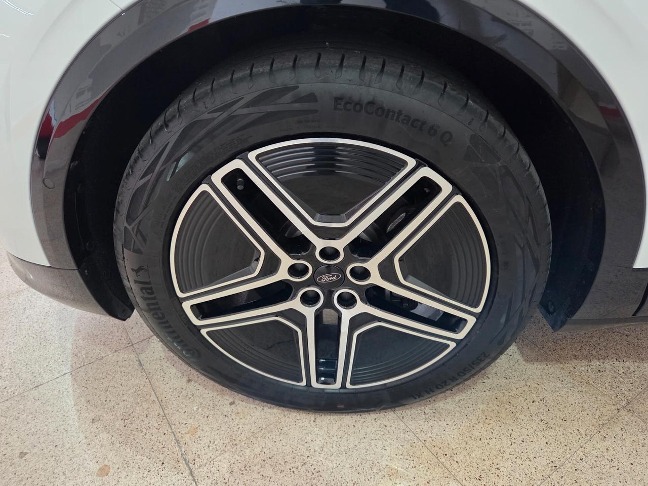 Ford Capri extended range premium rwd