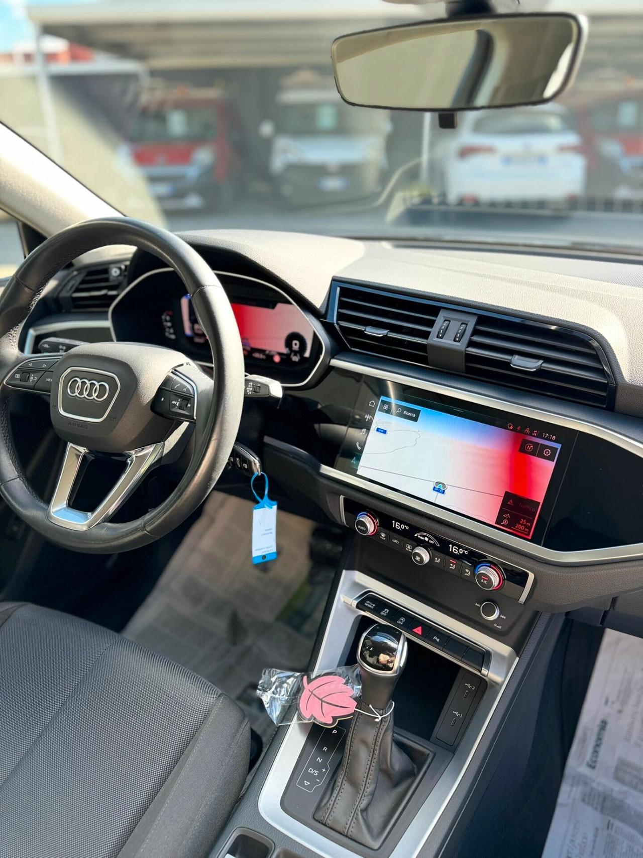Audi Q3 SPB 35 TDI S tronic Business Plus
