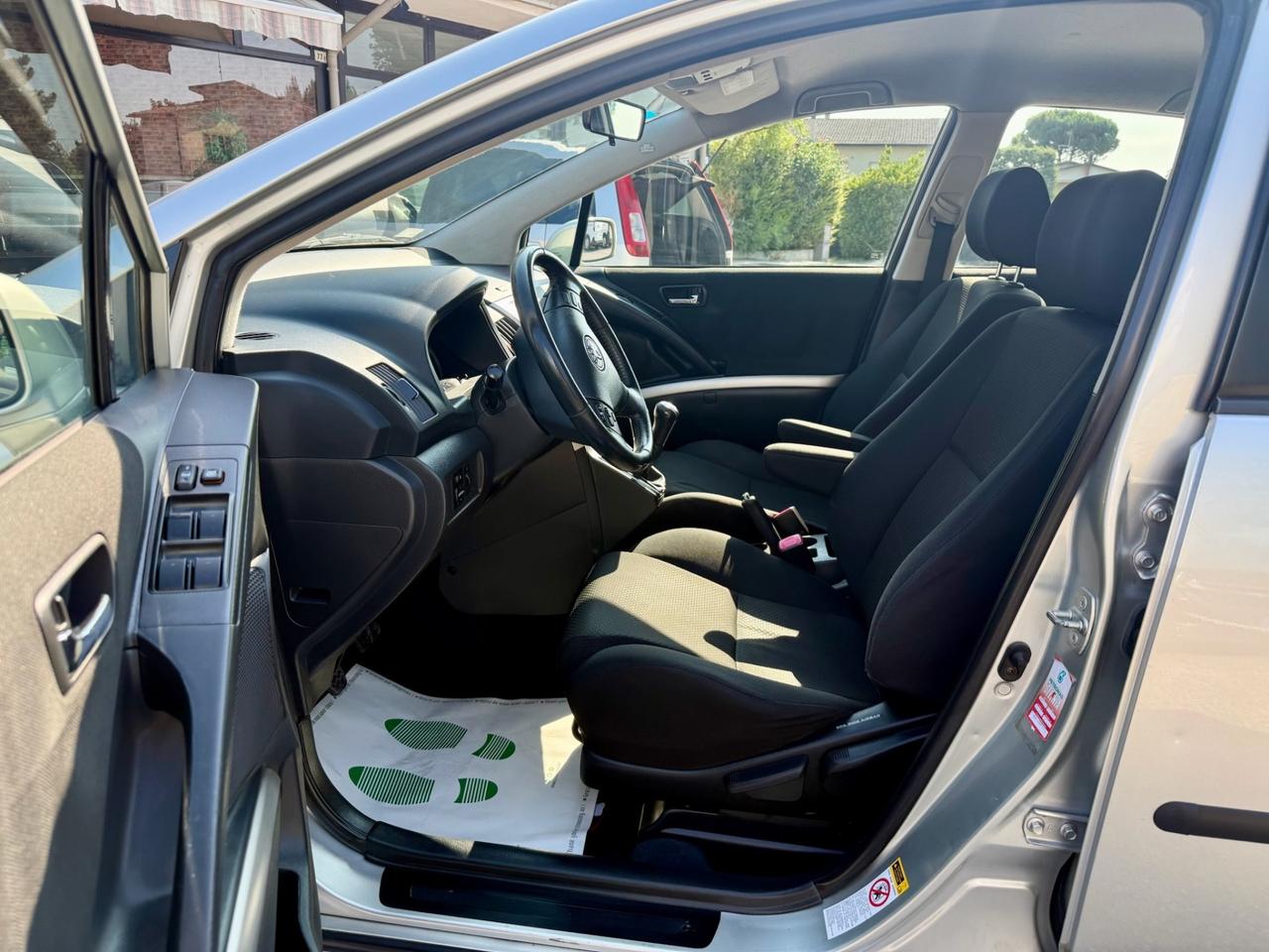 Toyota Corolla Verso 1.8 Ok NEOPATENTATI