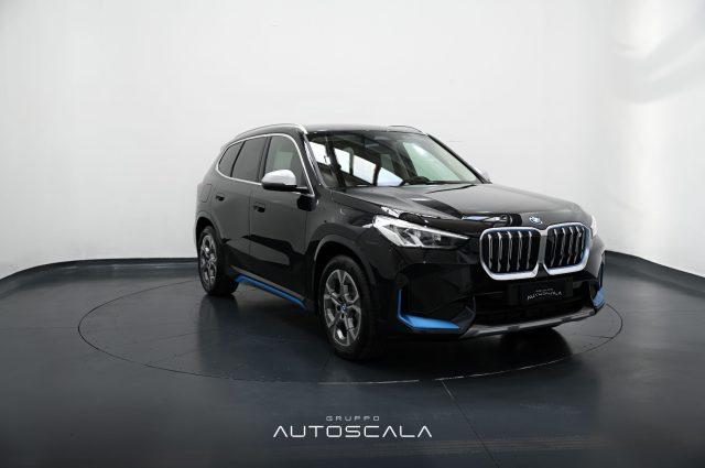 BMW iX1 xDrive 30 xLine