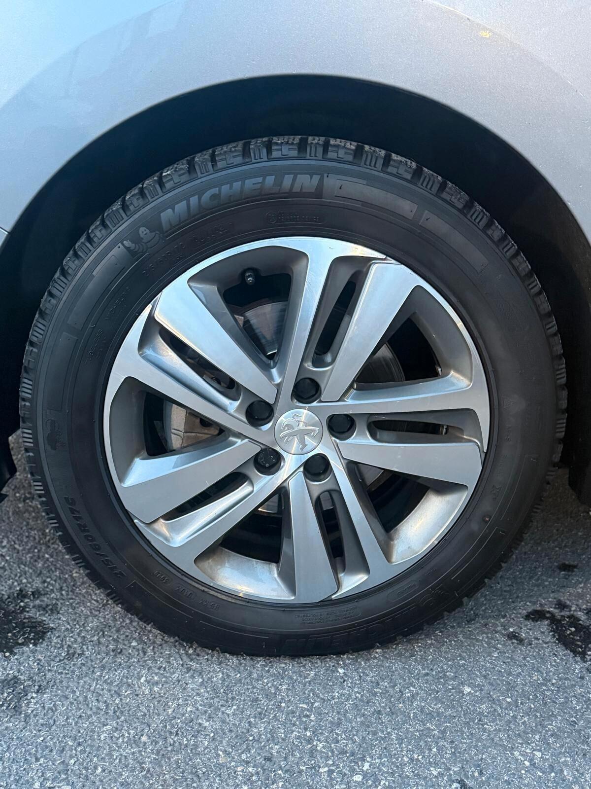 Peugeot Traveller BlueHDi 120 S&S Compact Active 8 POSTI