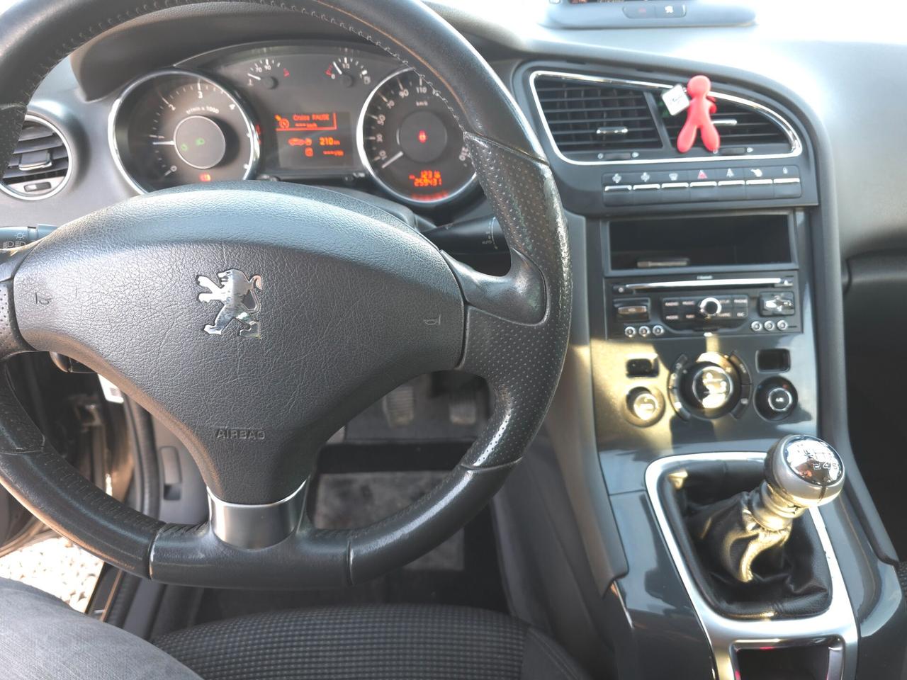 Peugeot 5008 1.6 HDi 112CV Active