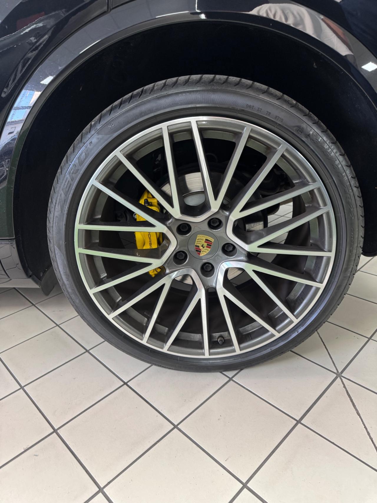 Porsche Cayenne Coupé 2.9 V6 S Platinum Edition