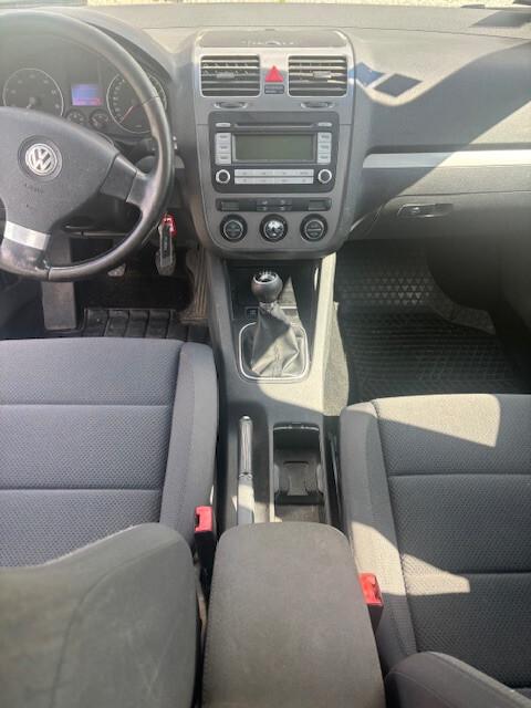 Volkswagen Golf 1.6 16V FSI 5p. Comfortline