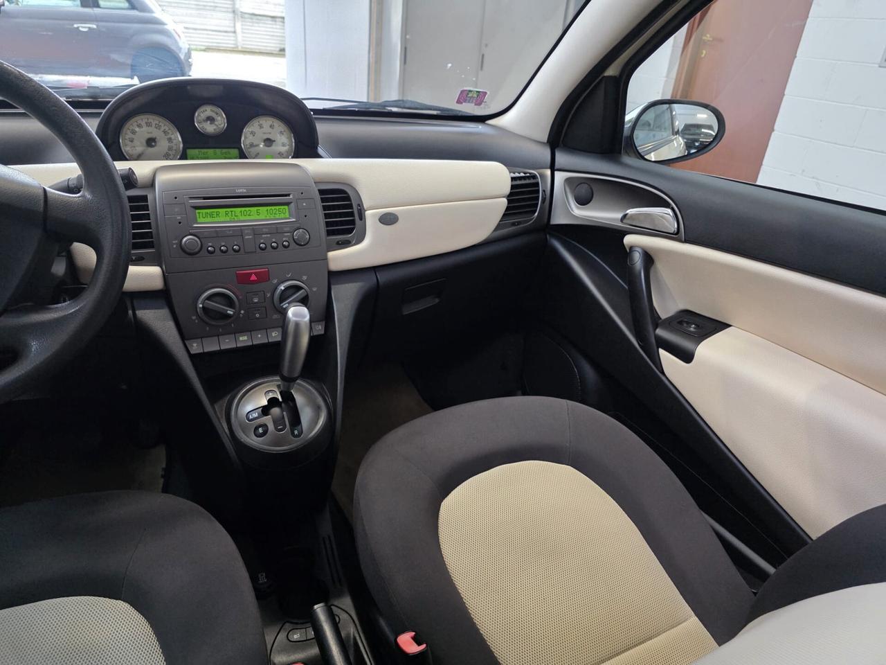 Lancia Ypsilon 1.4 16V Platino NEOPAT AUTOMATICA