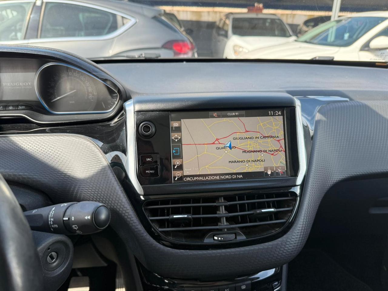 Peugeot 2008 BlueHDi 120 S&S Allure