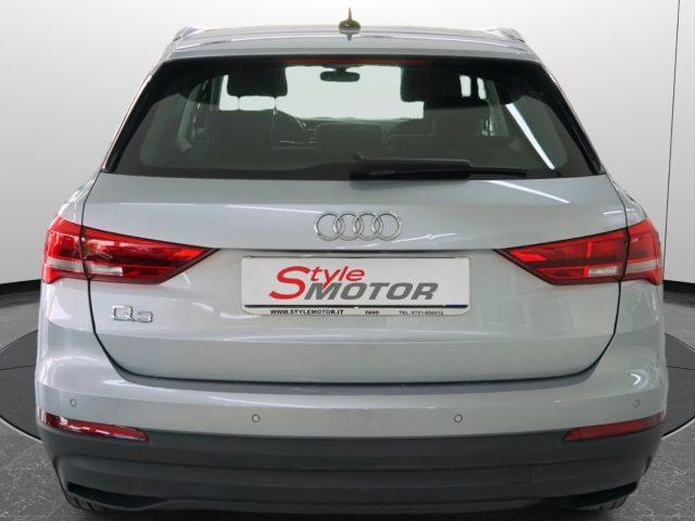 AUDI Q3 35 TDI S tronic Business Sport Uniprop.