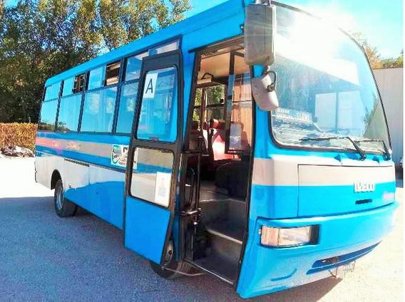 AUTOBUS IVECO 31 POSTI , ANNO 1996