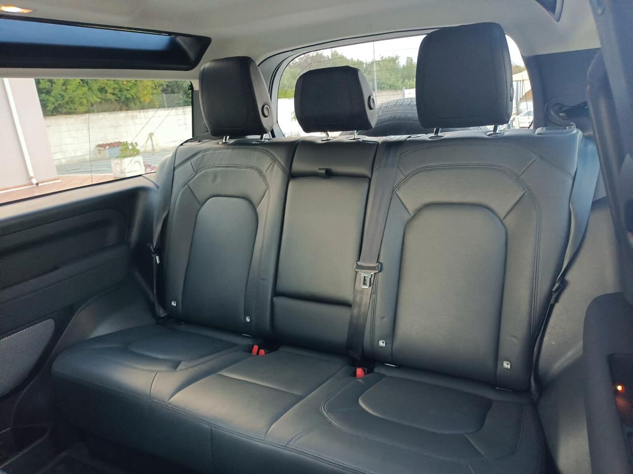 Land Rover Defender 90 3.0D I6 200 CV AWD Auto SE