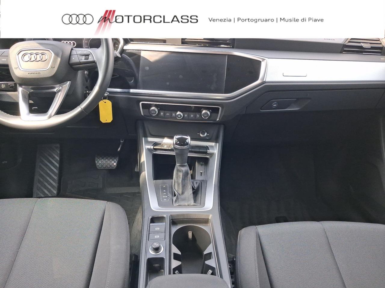 Audi Q3 35 2.0 tdi business s tronic