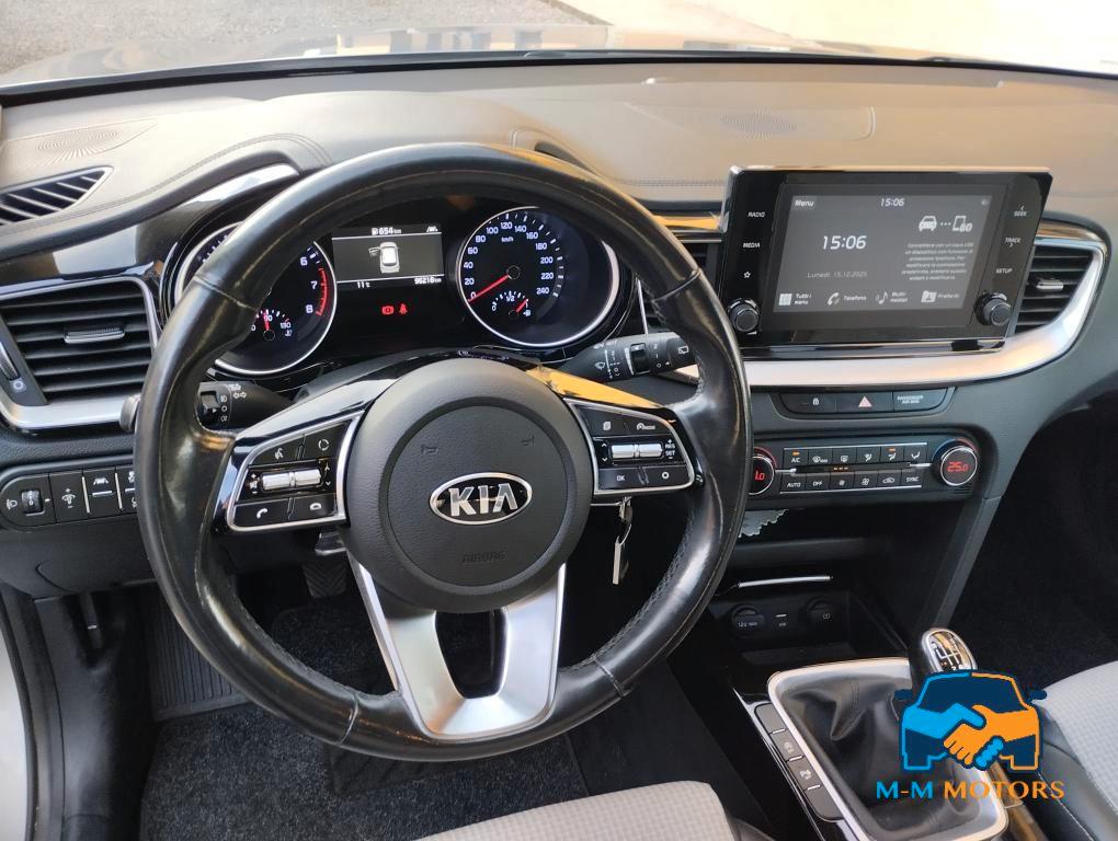 Kia Xceed 1.0 t-gdi Urban 120cv