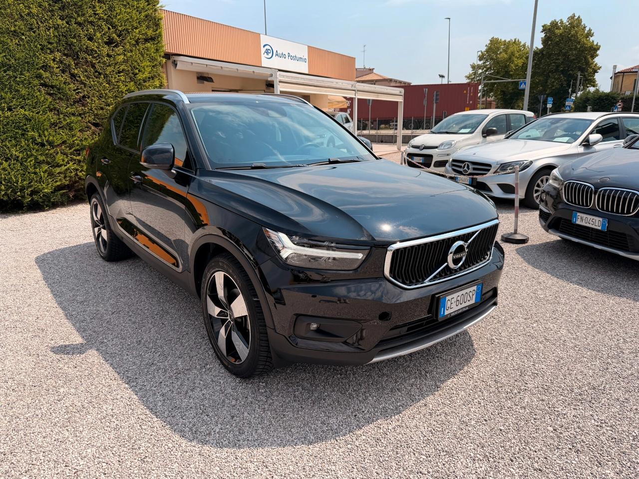 Volvo XC40 1.5 t3 163 Cv Momentum Pro auto
