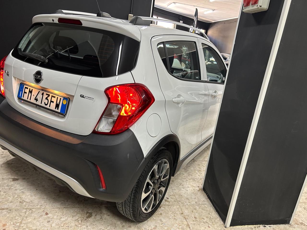 Opel Karl Rocks 1.0 73 CV GPL